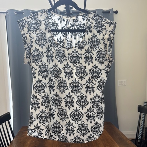 Daniel Rainn Black and White Damask Blouse - flaw - Picture 1 of 4
